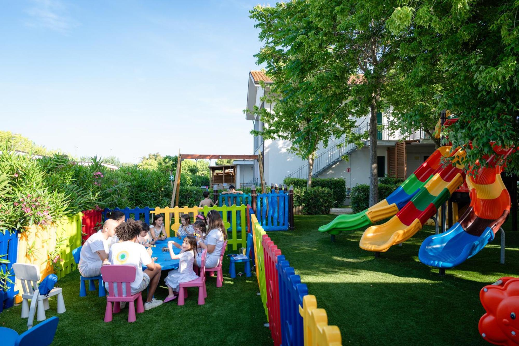 فندق Club Del Sole Stork Family Collection جوليانوفا المظهر الخارجي الصورة